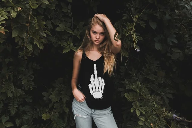 Design T Shirts-Logos Online